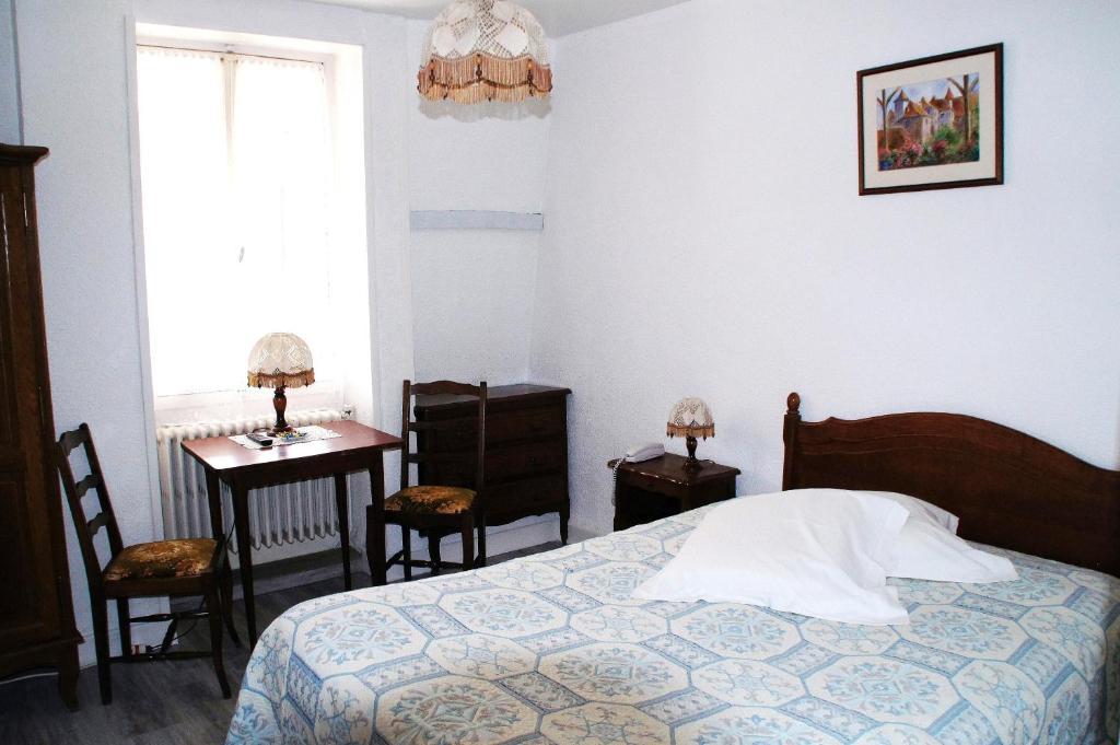 Hotel Le Fenelon Carennac Zimmer foto